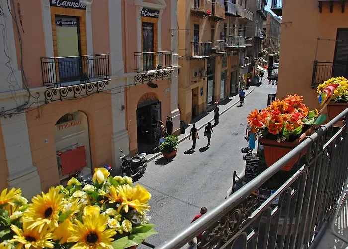 住宿加早餐酒店 Alice
